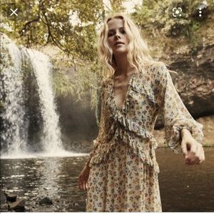 DOEN ✨ SAFFRON DRESS RARE -- BOUQUET FLORAL